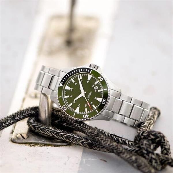 Luxus Mode Uhr Männer Sport Uhren Herren Quarz Armbanduhr