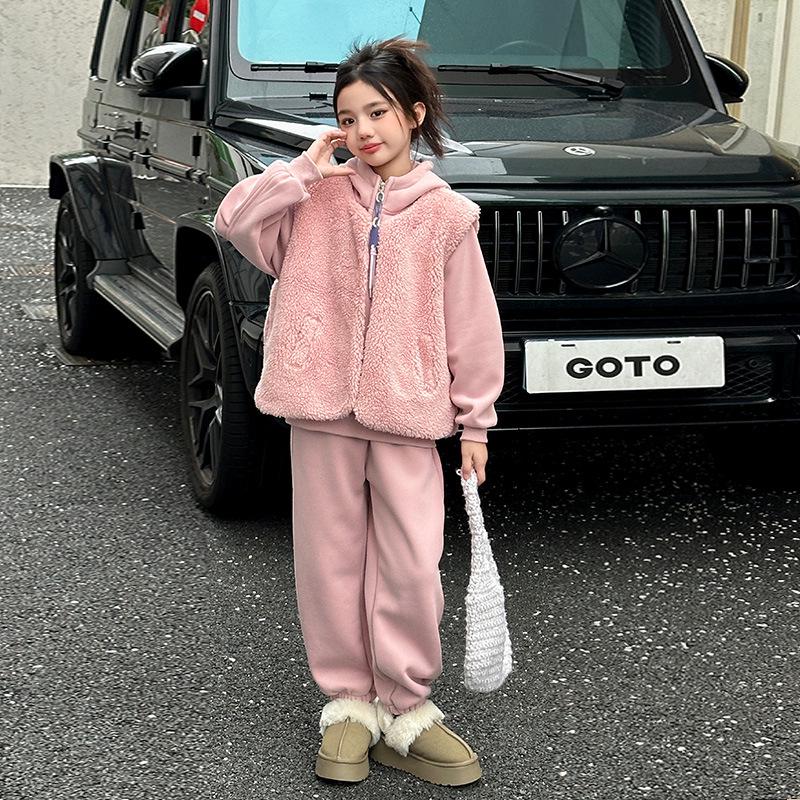 

2025 Winter Girls Lambswool Fleece Sweatshirt & Vest Set - Thickened for Big Children 170 cm