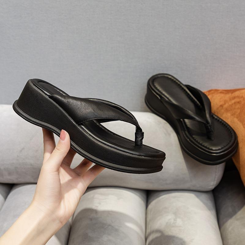 Flat Sandals Thick Leather Soft Bottom Casual Shoes Students Roman Shoes Devotion