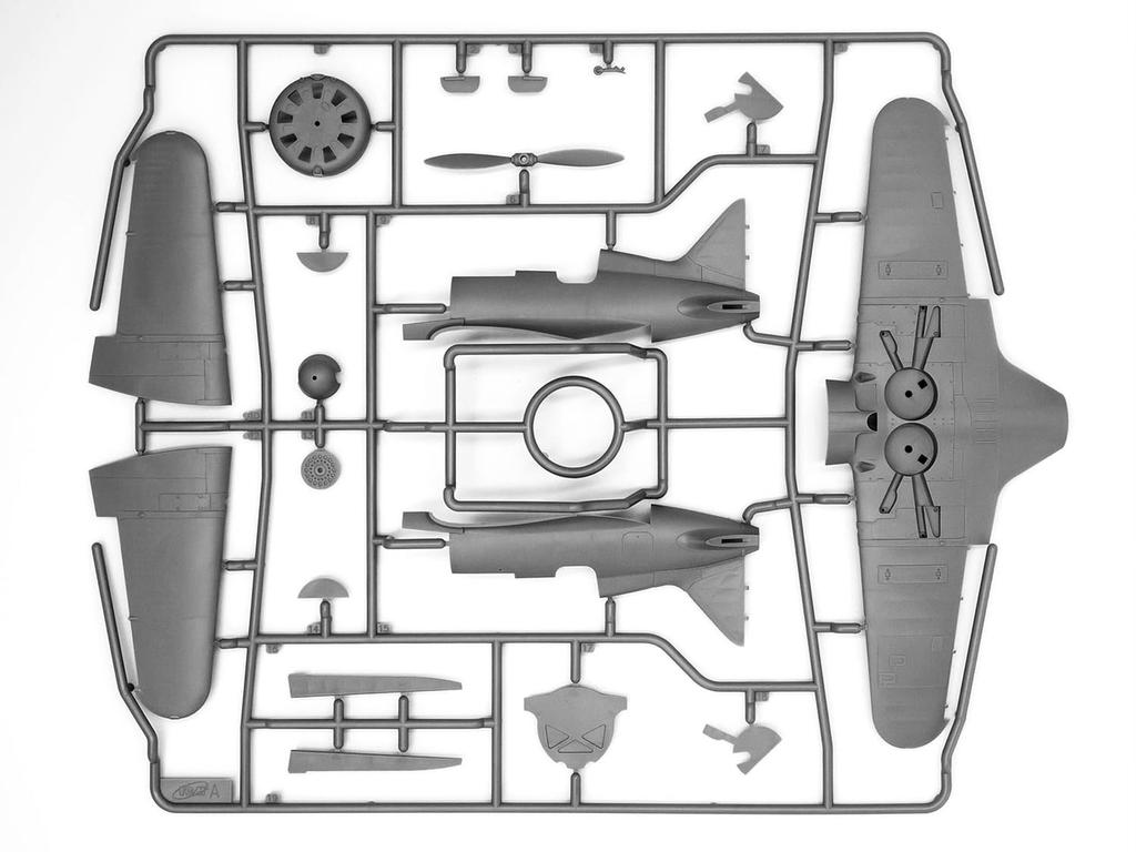 ICM 1/48 Scale Soviet Air Force Polikarpov I-16 Type 24 Plastic Model Kit 48097