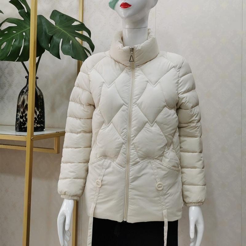 Damen Herbst- und Winter Daunen Baumwolle Gepolsterte Kleidung Übergröße Mutterbekleidung Maillard Gepolsterte Kleidung