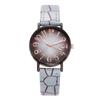 Crocodile Pattern Shockproof Leather Strap Women's Quartz Wristwatch: Versatile Fashion Accessory for Students