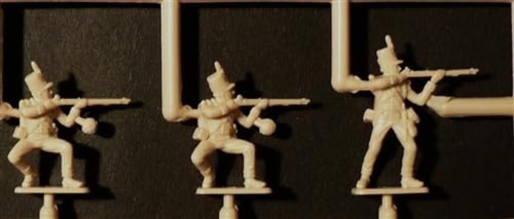 Platz Italeri Napoleonic Wars British Soldier 1815 Plastic Model IT6095 1/72 (Human)