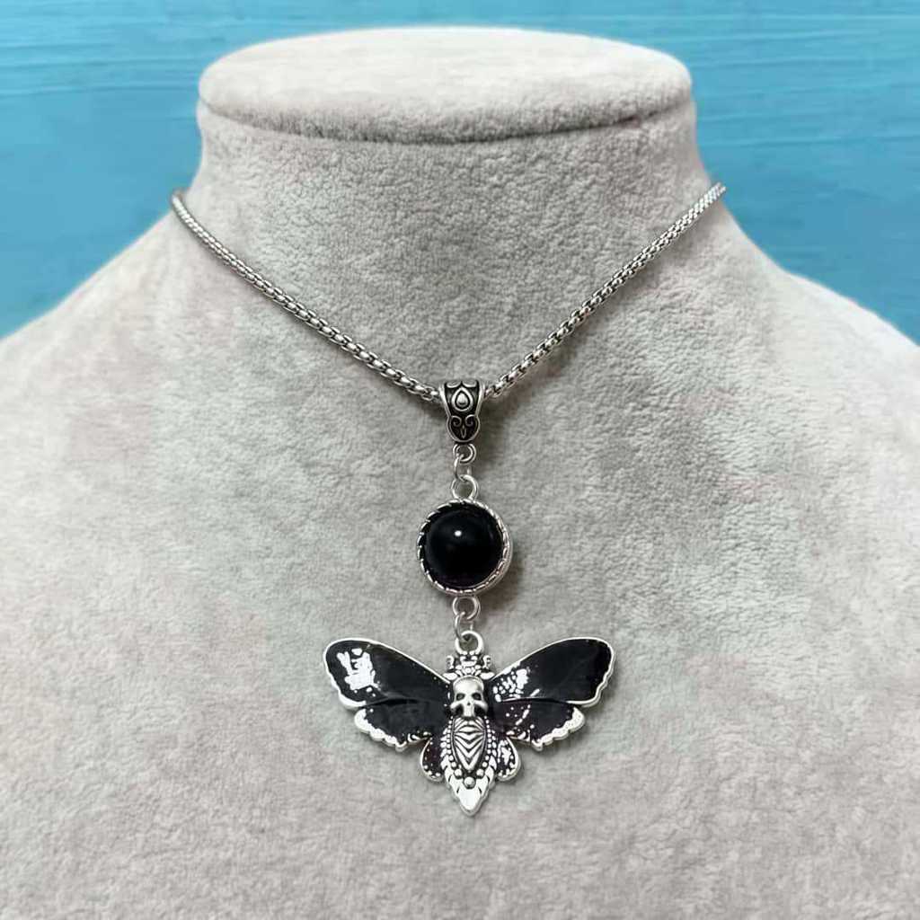 Gothic Skull Red Fly Earrings Necklace With Alloy Pendant For Halloween Costume Accessory