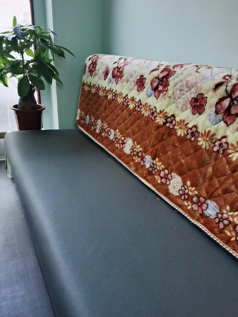 Thick Non-Slip Winter Sofa Cushion for 3-Seater - Solid Wood, Spring/Autumn Use