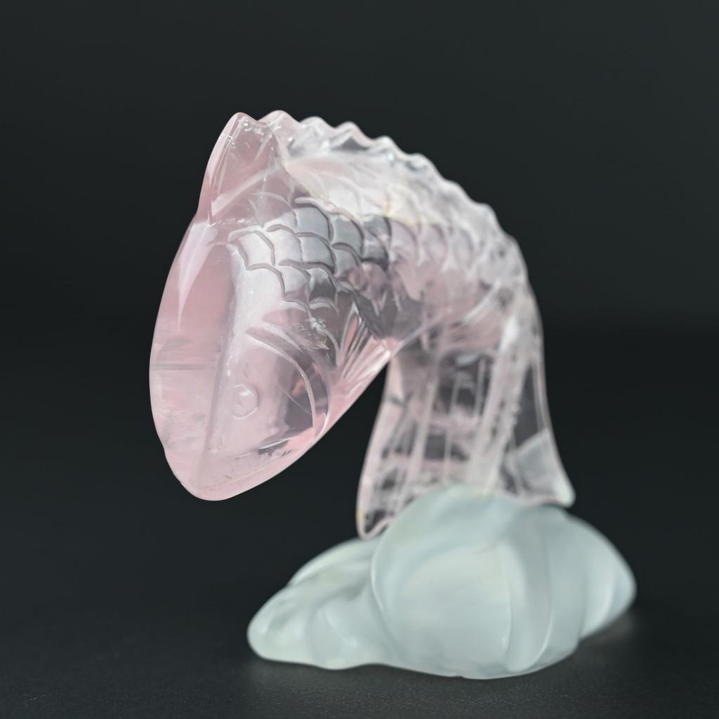 Eigado Rose Quartz Sea Bream Crystal Red Quartz Decorative Natural Power Love Longevity Feng Shui Sculpture, Sculpture, Ornament, Stone, Stone, Luck,