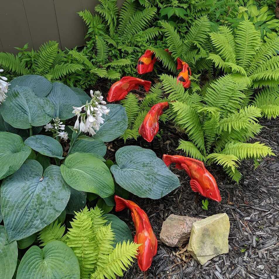 Elegant Resin Koi Garden Decoration In Various Colors Ideal For Outdoor And Indoor Display