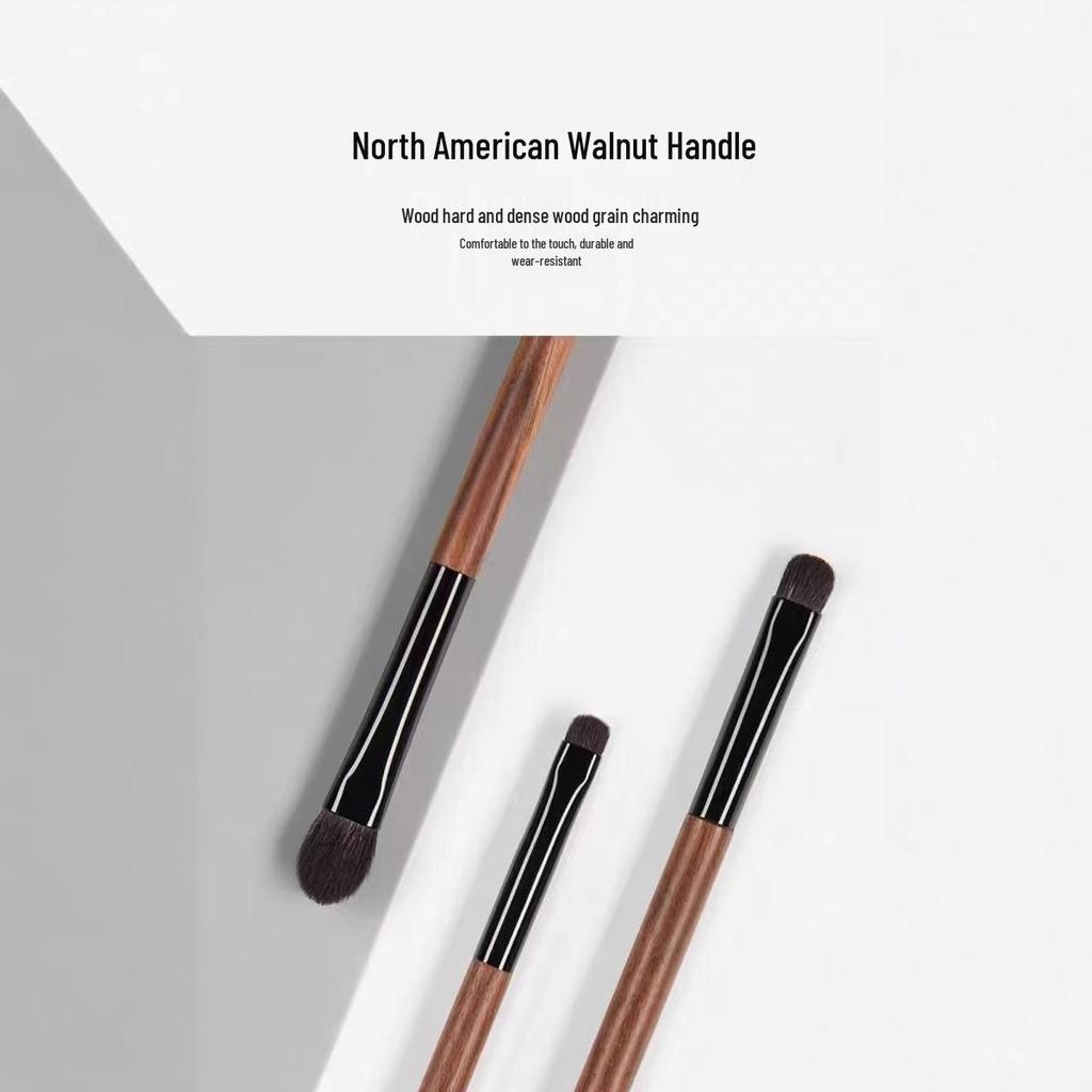 Three-Piece Portable Eyeshadow Brush Set: Base, Under-Eye, and Detail Brushes with Walnut Handles