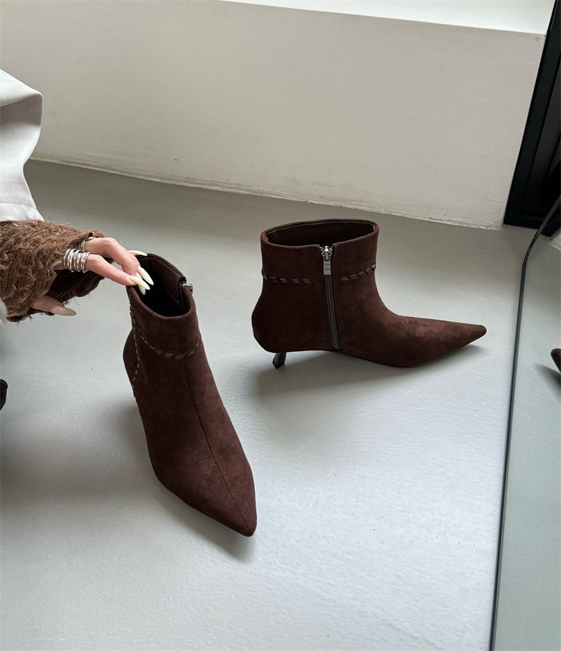 European Station Women's Shoes 25 Autumn and Winter Fashion Soft Korean Flannel Pointed Temperament Side Zipper Stiletto Short Boots