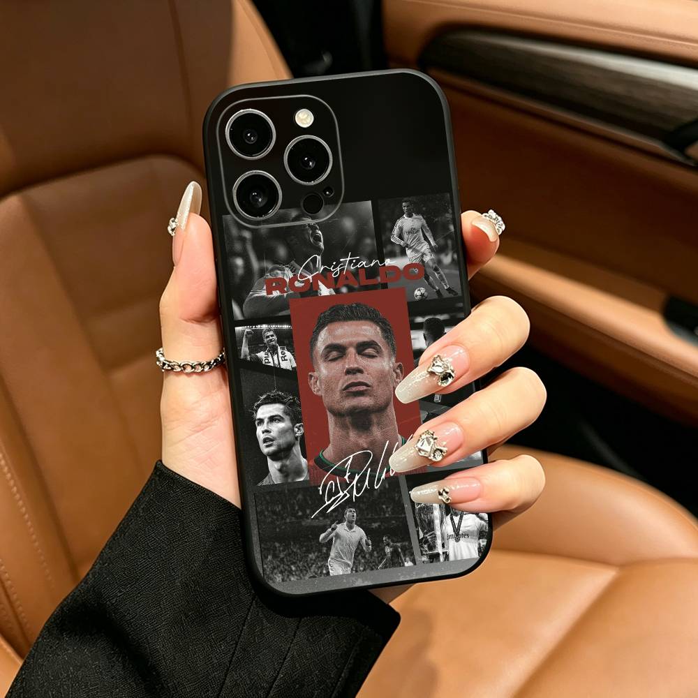 NO 7 Ronaldo Football Phone Case For iPhone 12 13 14 15 16 17 Pro Max, Lightweight and practical Soft Black Cover