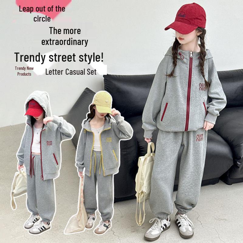 

2025 Girls Stylish Hooded Two-Piece Set: Spring & Autumn Casual Outfit 130 cm красный