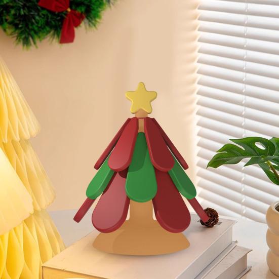 Christmas Tree Silicone Trivets Heat Resistant Pot Holders with Suction Base Festive Tabletop Ornaments Holiday Kitchen Decor