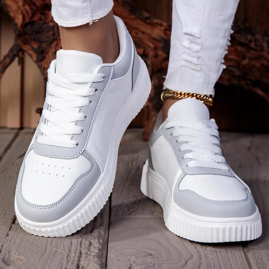 Unisex Four-Season Trendy Canvas Shoes: Lightweight, Comfortable, Thick-Soled Sneakers for Men & Women