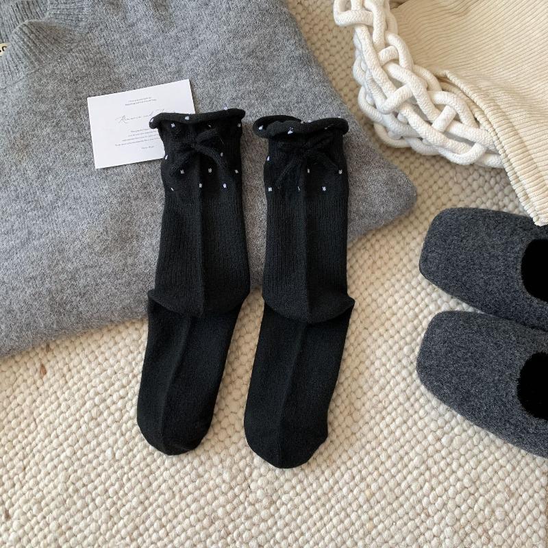 

Autumn polka dot tube socks Dongdaemun sweet bow stacking socks lace boneless stockings One size fits all чорний