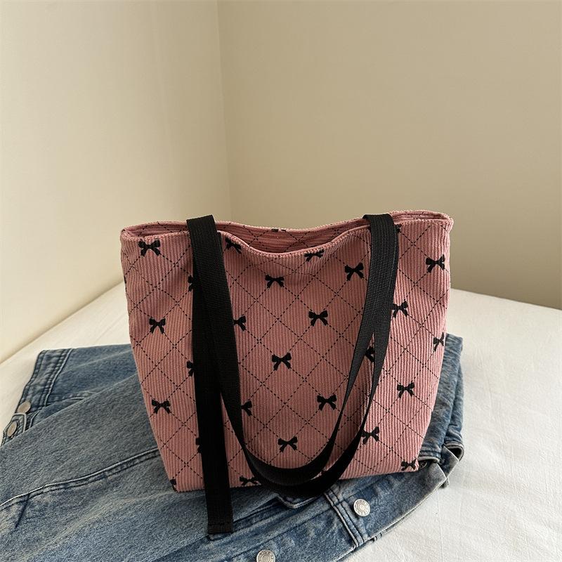 

Осінь 2024, нова повсякденна ретро-тренд великої місткості, персоналізована сумка через плече, проста модна сумка-тоут рожевий