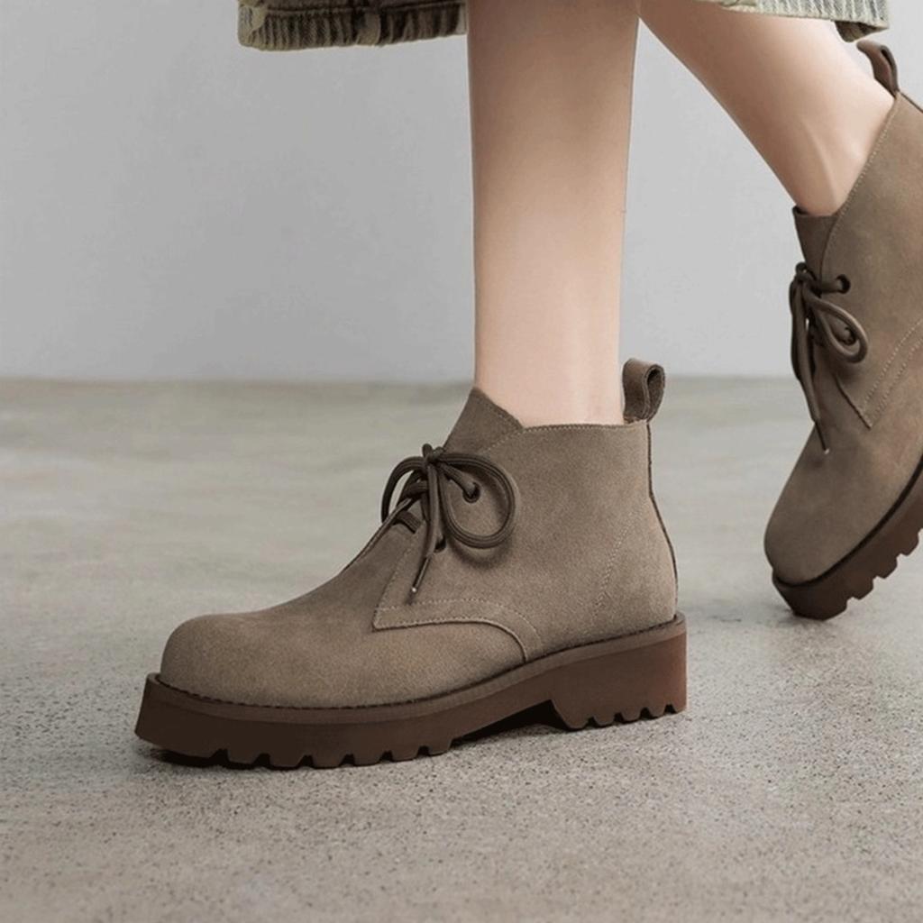 Retro Flat Women's Boots, Soft Leather Short Boots, New Style for Autumn and Winter Women's Shoes