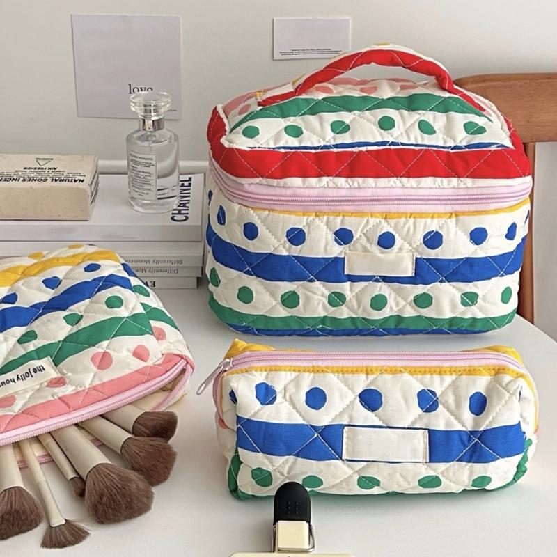 Colorful Dotted Makeup Organizers Bag Convenient Toiletry Organizers Bag Makeup Pouches for Sorting Small Belongings