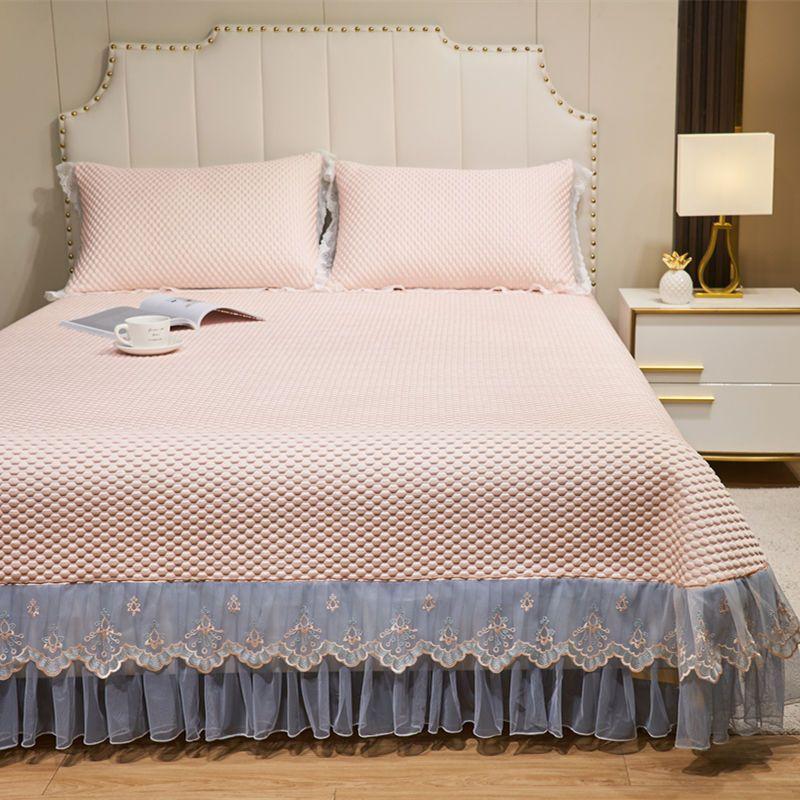 

Doudou Cold Mat Thick Soft Ice Silk Bed Sheet Three Piece Set Summer Cool Anti Slip Princess Bed Skirt Cover 1.2x2.0no pillowcase