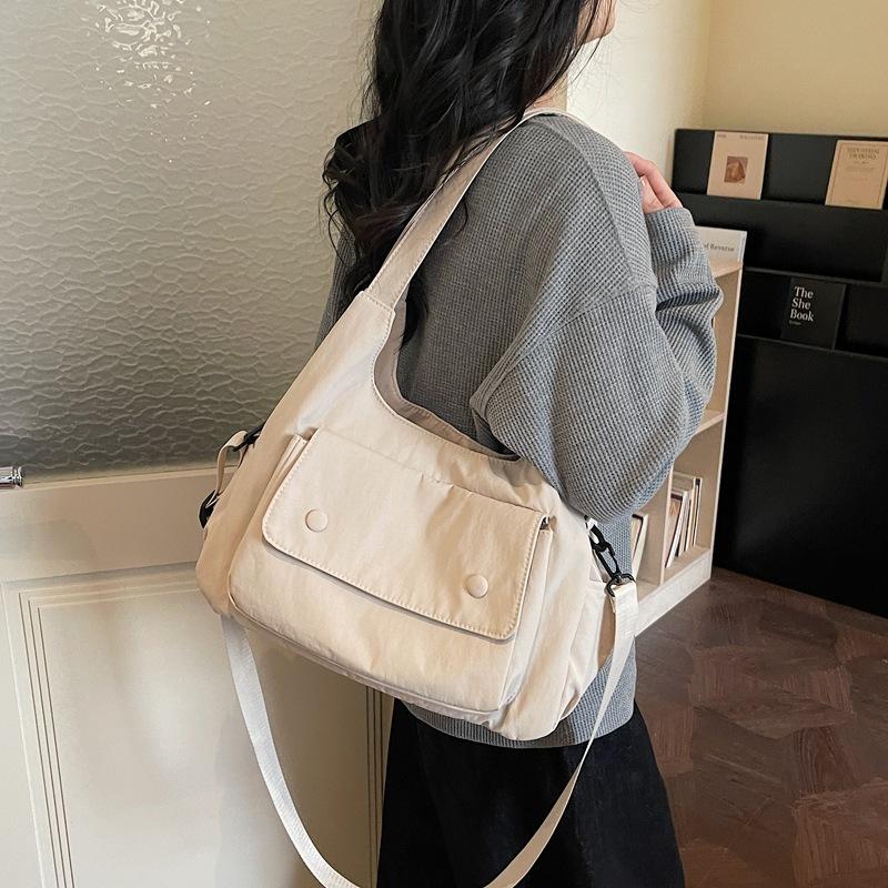 Commuting Large Capacity Shoulder Tote Bag Women's Underarm Bag