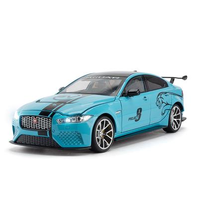 Duży Rozmiar 1/18 Jaguar XE SV Project 8 SUV Stopowy Model Samochodu Sportowego Odlewany Metalowy Samochód Pojazdy Model Dźwięk i Światło Zabawka dla Dzieci Prezent