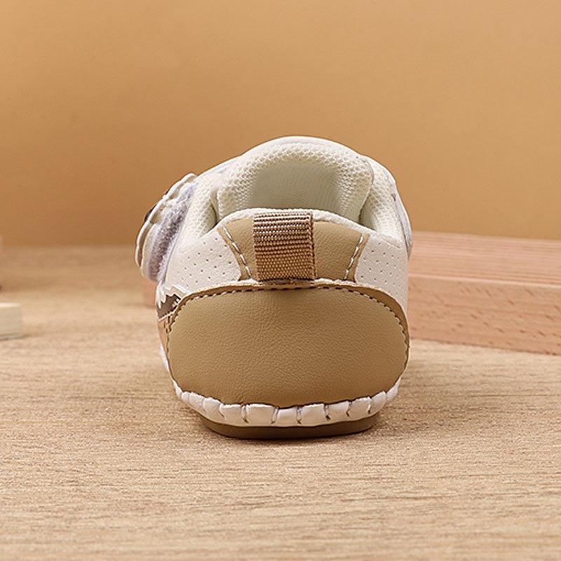 Spring/Autumn Style Walking Shoes for Boys and Girls 0-1 Years Old, Cartoon Soft-Soled Beginner Shoes.