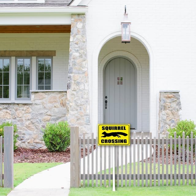 Boylee Squirrel Crossing Yard Sign with Stake 12x8inch Rustproof Aluminum Sign Outdoor Aluminum Sign for Lawn Yard Garden Decor, Easy To Install,