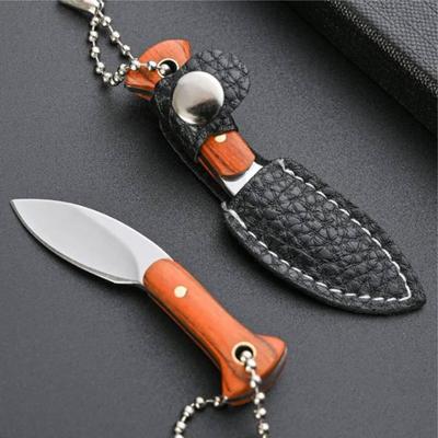 Krabičky na mince, svorky, přívěsky – Přívěsky