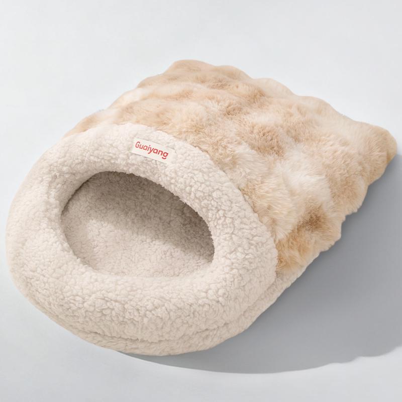 Cozy Semi-Enclosed Cat & Dog Sleeping Bag Bed - Winter & All-Season Use