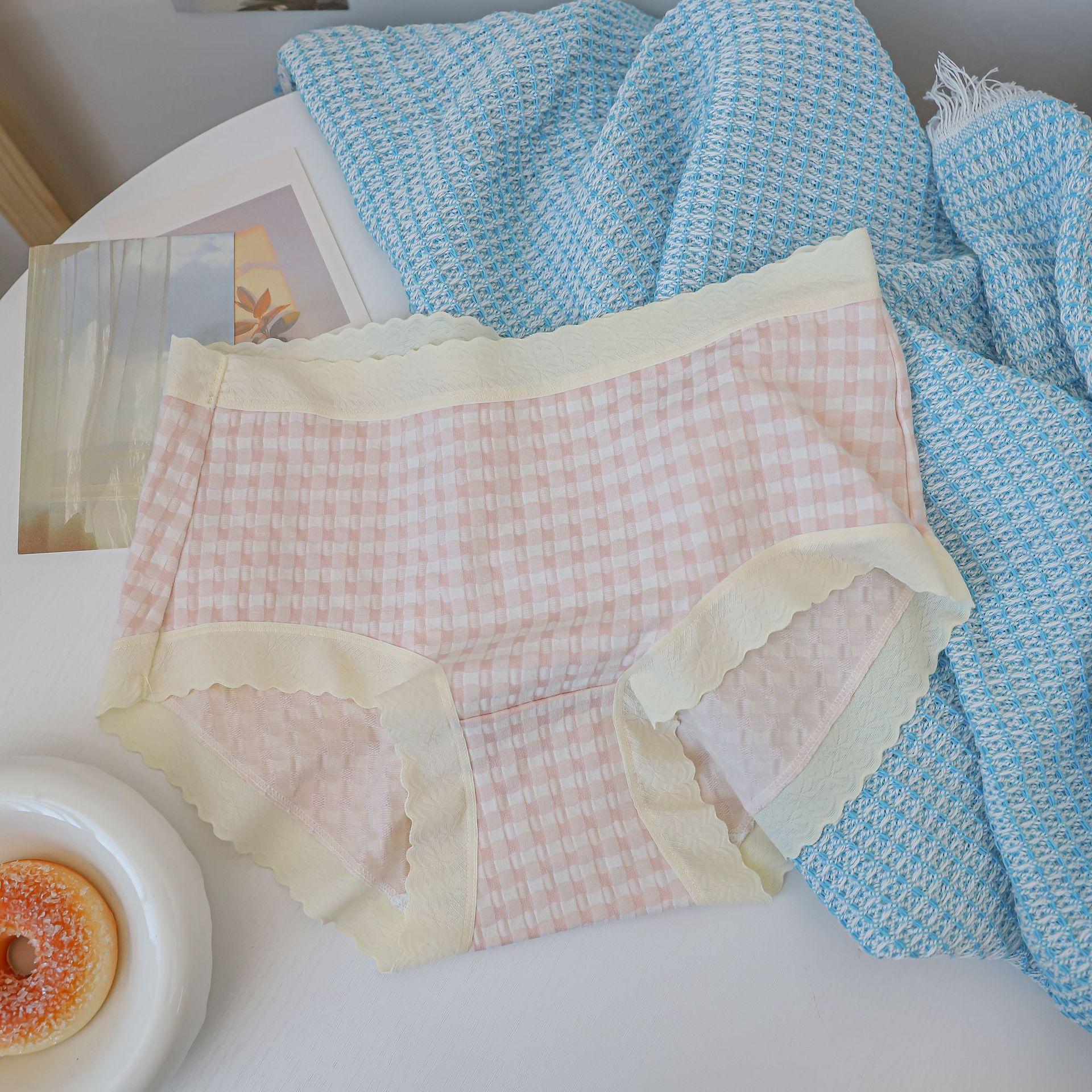 

Bubble Plaid Panties Simple Cute Mid Waist Comfortable Triangle Women’s Panties One size рожевий