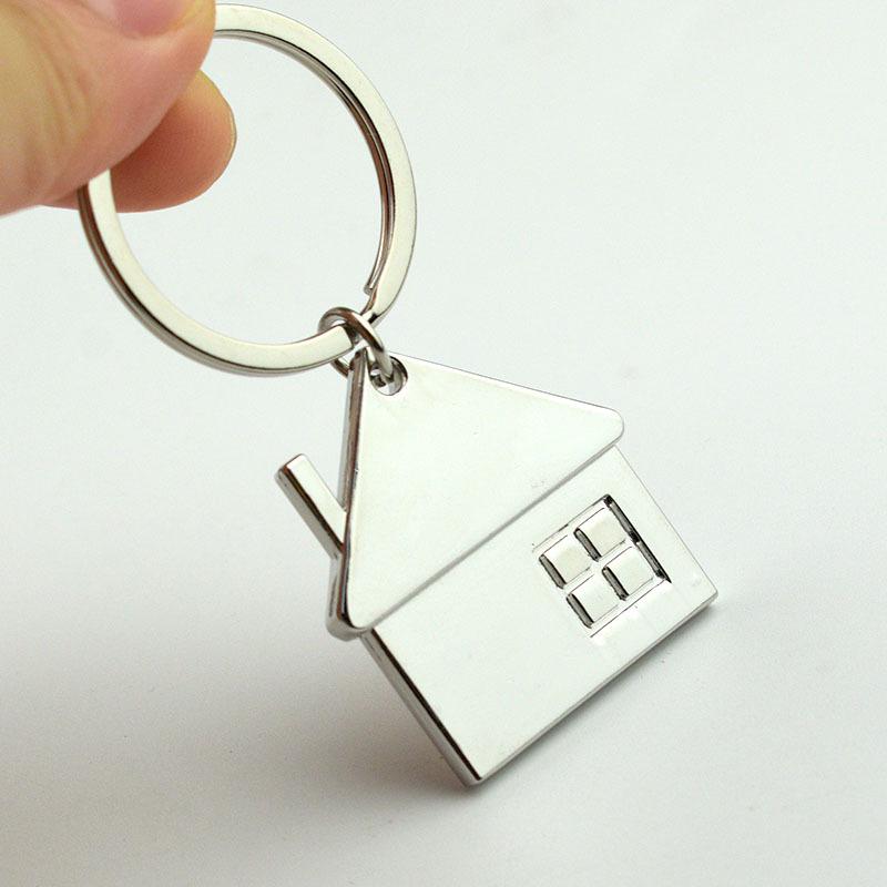 Creative House Model Keychain - Personalized and Stylish Gift for Anniversaries