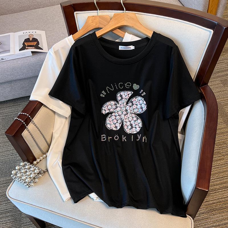 

Женская футболка большого размера с коротким рукавом, свободная, средней длины, стройнящая, с круглым вырезом (Размеры 200-350) Модель 6506 4XL чёрный