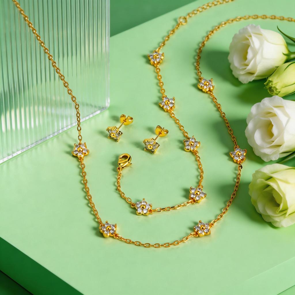 Exquisite Zircon Five-Petal Flower Bracelet for Women Gold Plated Lucky Flower Bracelets Luxurious Jewelry Gift
