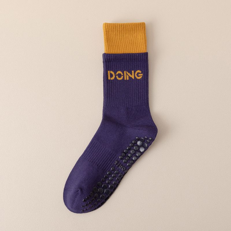 

Fat Pear Diary Professional Yoga Socks Female Mid Tube Cotton Fitness Dance Pilates Non Slip Sports Yoga Floor Socks Purple Yellow