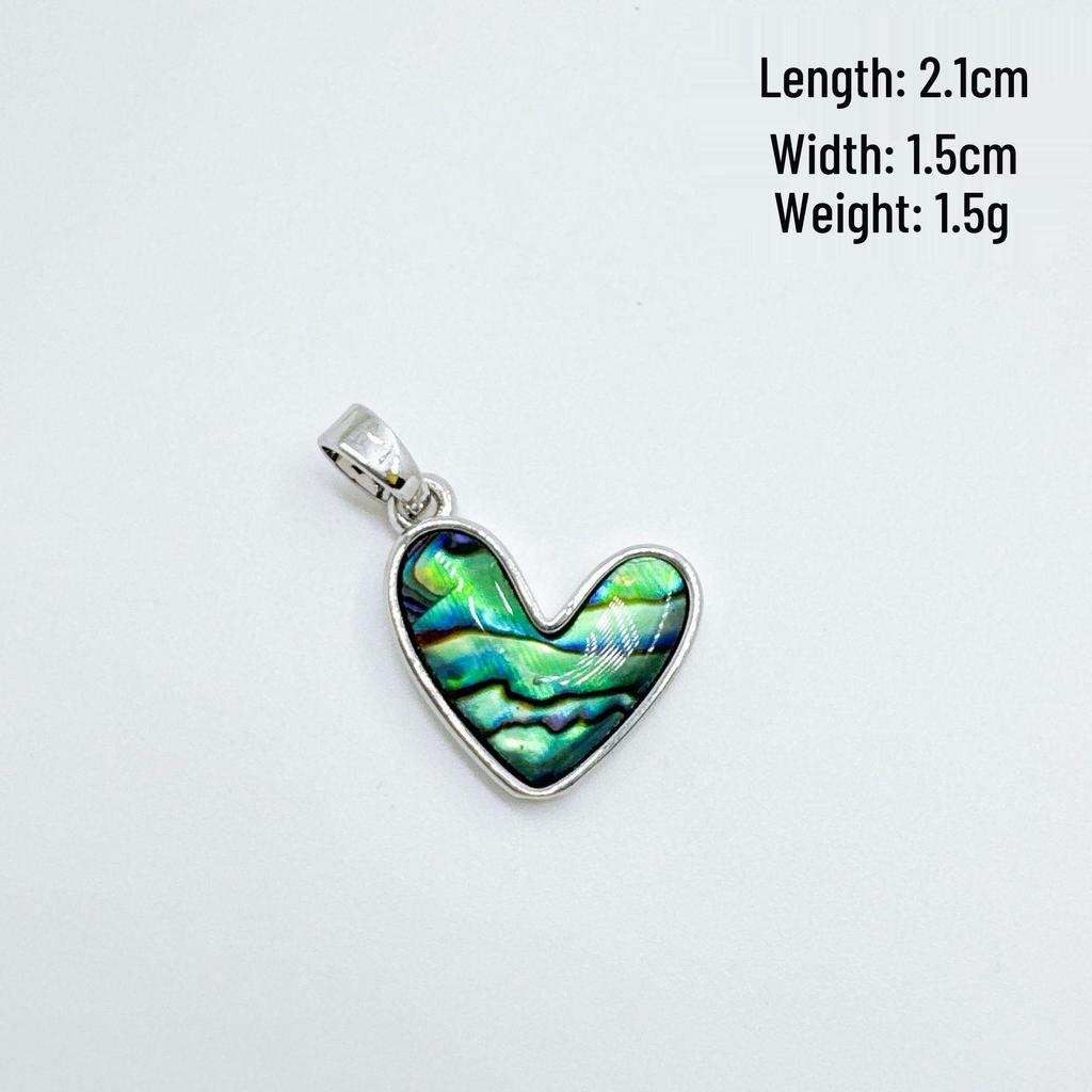 Elegant Mother-of-Pearl Heart Pendant Necklace with Copper-Plated Real Gold, High-Quality and Color-Retaining Jewelry Charm.