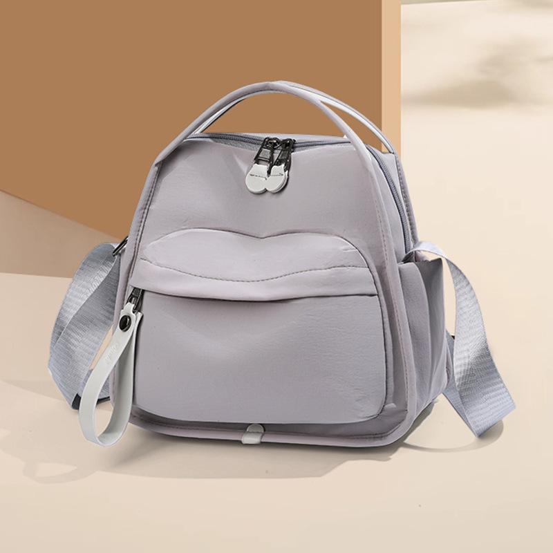 New lightweight casual bag shoulder bag women's hand-held nylon bag fashionable versatile commuter messenger bag