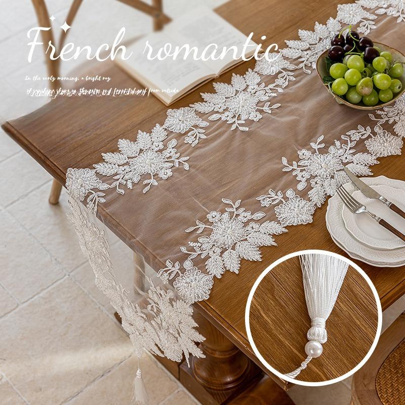 European Style Tassels Lace Table Runner With Exquisite Vintage Shabby Chic And Pearl For Holiday Wedding Long Dinner Tables