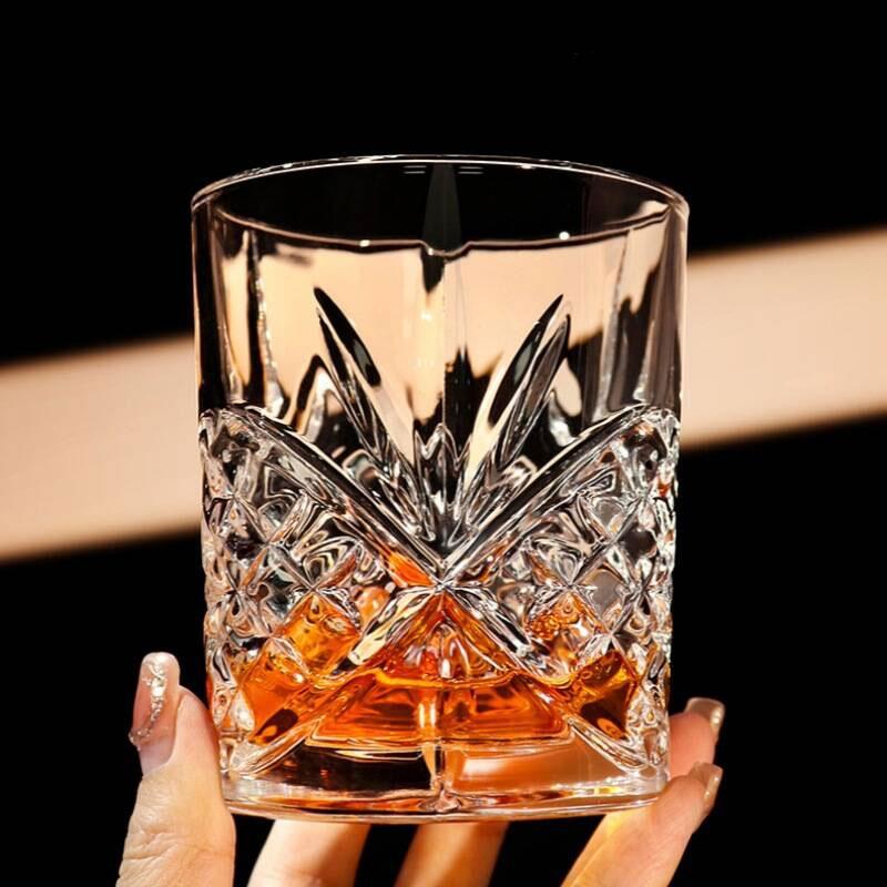 330ml or 350ml Creative Whiskey Glass Long Island Iced Tea Cup Cocktail Mojito Glasses Carved Foreign Wine Glass Camping Cooking