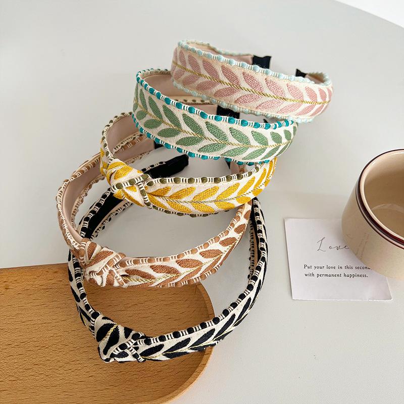 Autumn/Winter Women's Leaf Embroidery Knotted Wide Headband Headband Retro Hair Accessory