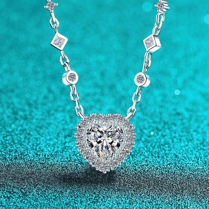 Sterling Heart Pendant Necklace Women Moissanite CZ Stone Delicate Cross Chain Minimalist Adjustable 41-50cm 925 Sterling Silver