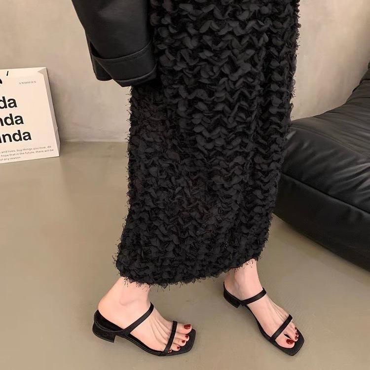 French One-word Belt Versatile Fashion Thick Heel 2025 New Cool Slippers Women's New Chinese Sandals Summer Skirt