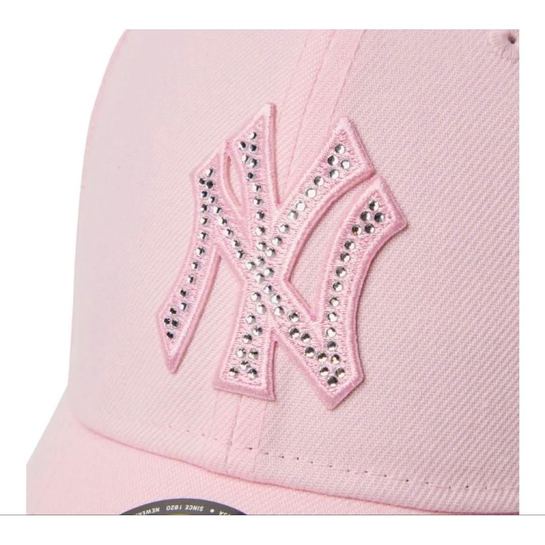 Used New Era 9FORTY Rhinestone New York Yankees Pink