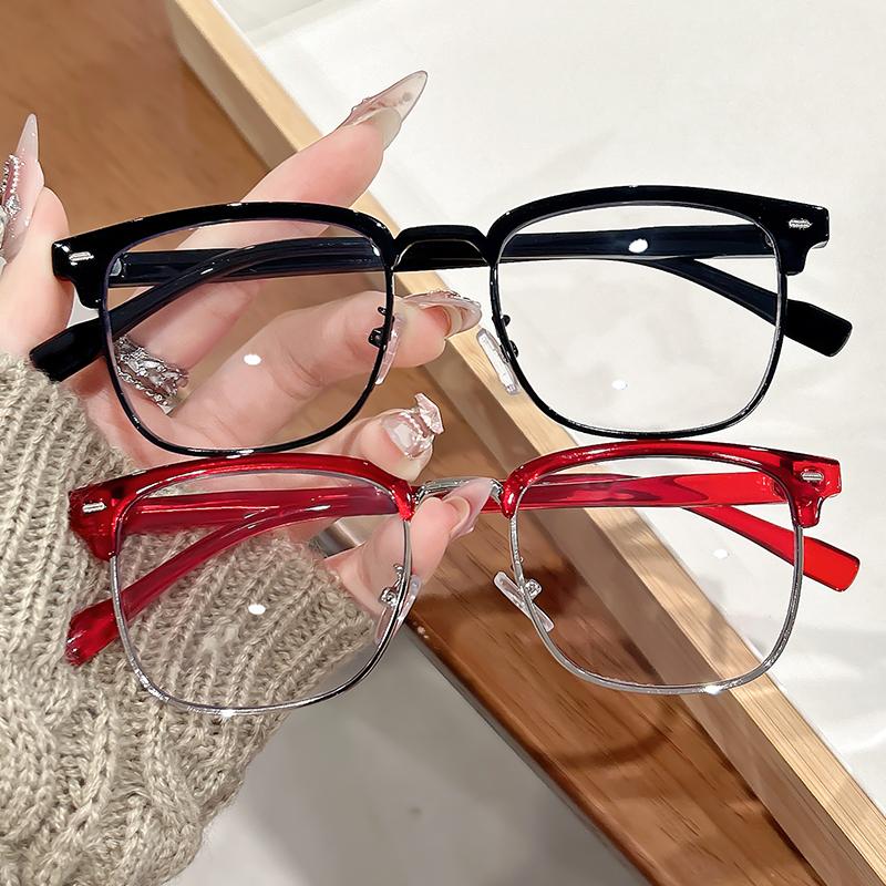 The New Photosensitive Color-changing Reading Glasses Are Retro Half-Frame Eyebrow Reading Glasses For Men