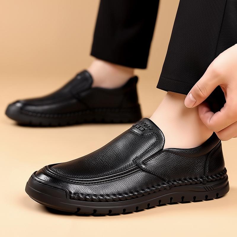 FashionRetro Cow Leather Loafers for Men Spring Autumn New Designer Soft-soled Men's Dress Shoes Fashion Solid Color Casual Shoes Male