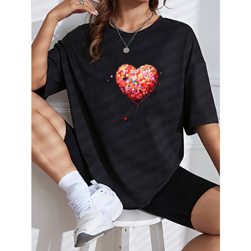 White T Shirt With Heart Balloon Print For Casual Wear