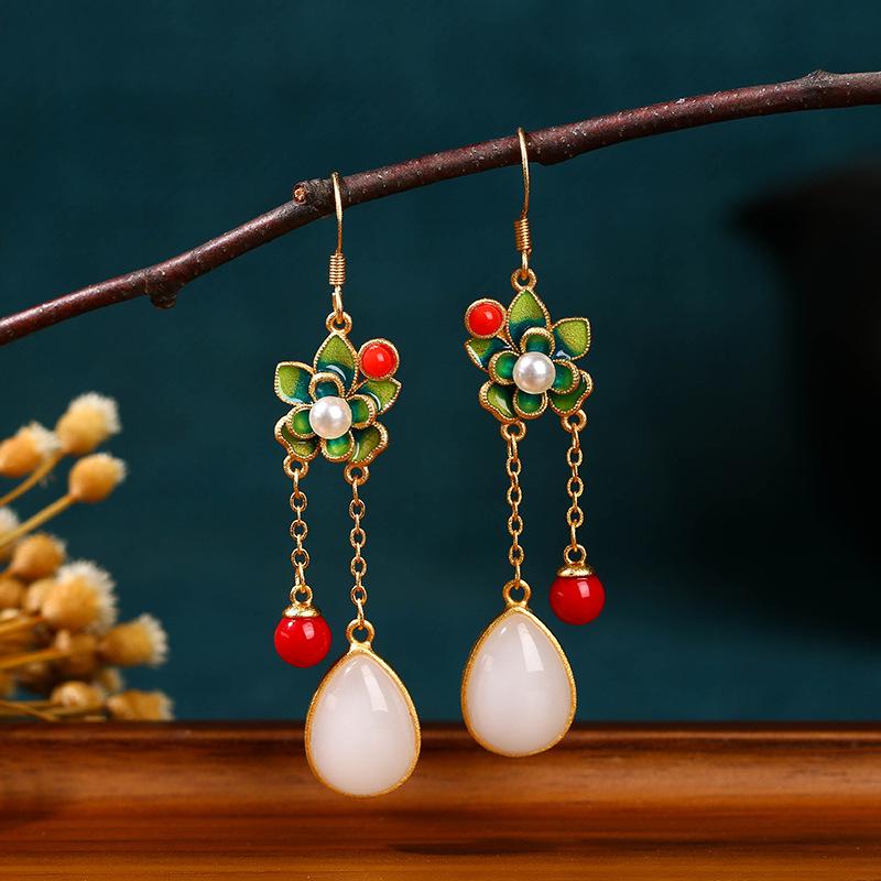 Aieryuan Retro Cloisonné Vergoldete Blumencluster Jade Ohrringe