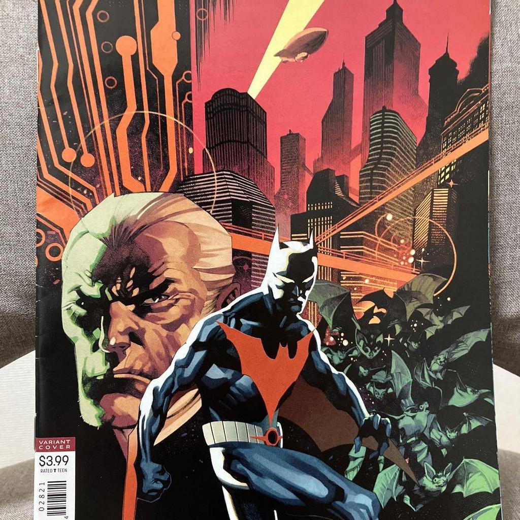 [USED] Batman Beyond 6 volumes Batman Beyond American comic leaf