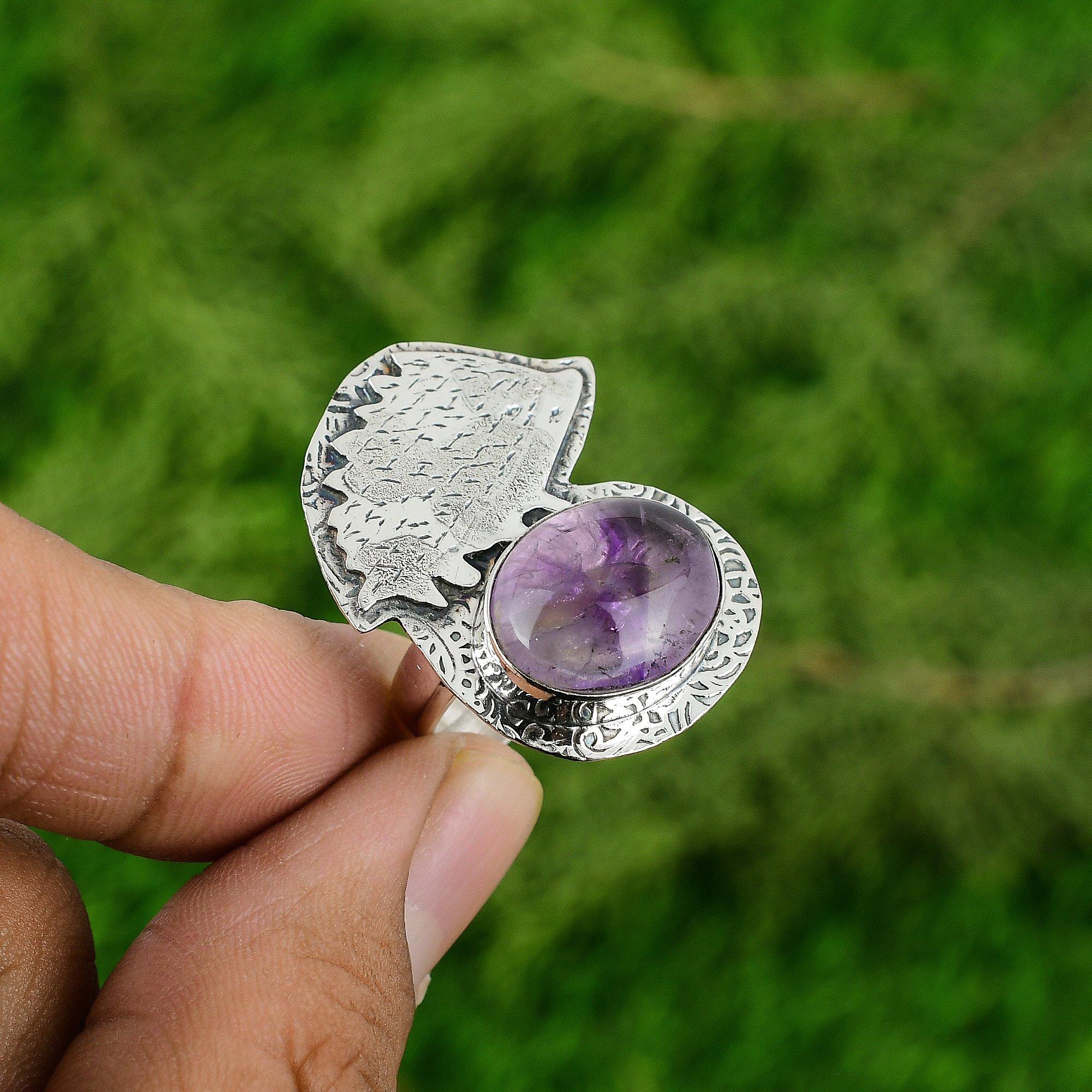 

Sterling Silver Crown Chakra Oval Star Amethyst Gemstone Daughter Solitaire Ring Adjustable