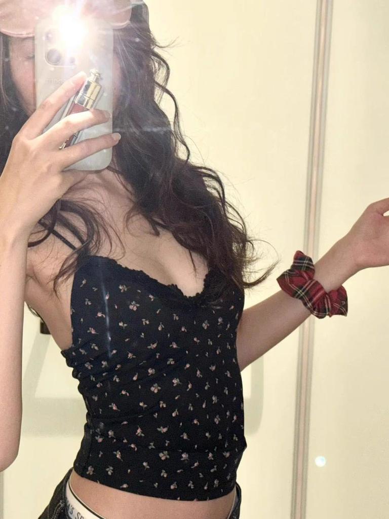 Pure Desire Bloemen Kant Camisole met Borstkussentjes - Slank en Stijlvol Bandeau Topje