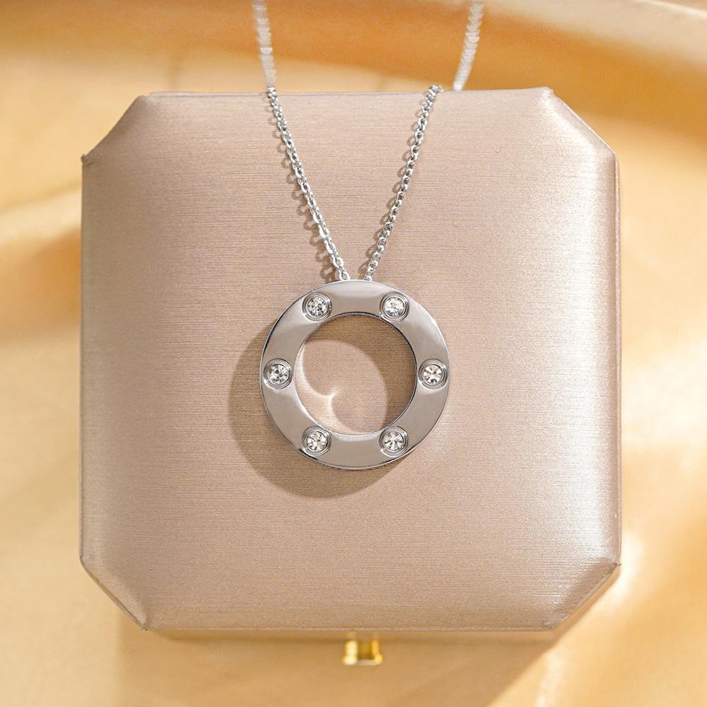 Women Light Luxury Six Diamond Large Round Disc Titanium Steel Clavicle Necklace