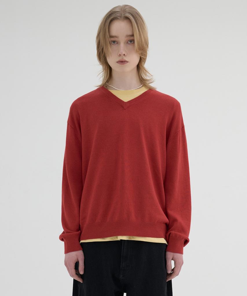 KNOUUN Crop V Neck Knit (Red)